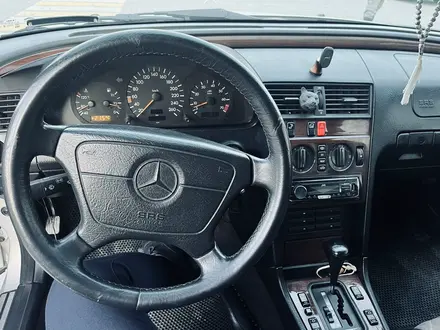 Mercedes-Benz C 280 1994 года за 3 900 000 тг. в Алматы – фото 4