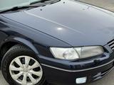 Toyota Camry 1999 годаүшін4 250 000 тг. в Туркестан – фото 2