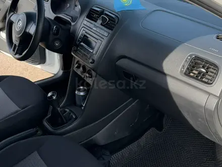 Volkswagen Polo 2015 года за 3 300 000 тг. в Астана – фото 17