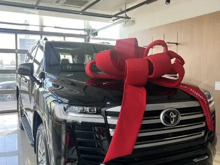 Toyota Land Cruiser 2026 года за 66 160 000 тг. в Астана