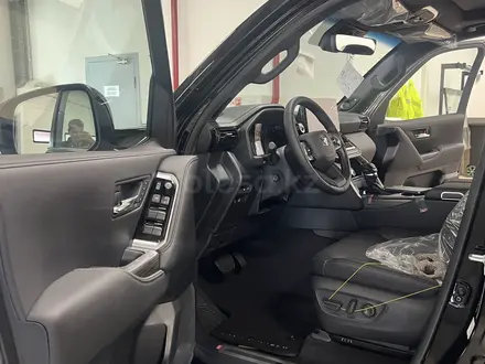 Toyota Land Cruiser 2026 года за 66 160 000 тг. в Астана – фото 6