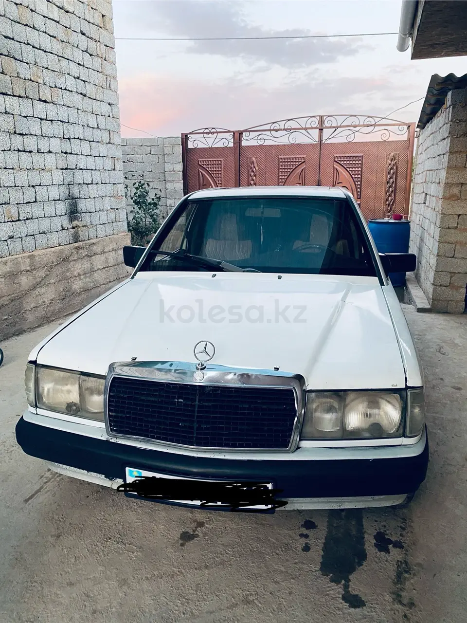 Mercedes-Benz 190, 1985