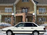 Volkswagen Passat 1990 года за 1 740 000 тг. в Караганда – фото 2