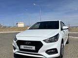 Hyundai Solaris 2018 года за 7 250 000 тг. в Байконыр – фото 3