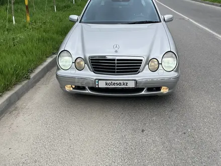 Mercedes-Benz E 55 AMG 2002 года за 8 800 000 тг. в Шымкент – фото 8