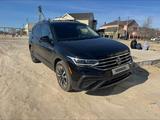 Volkswagen Tiguan 2022 года за 18 000 000 тг. в Уральск