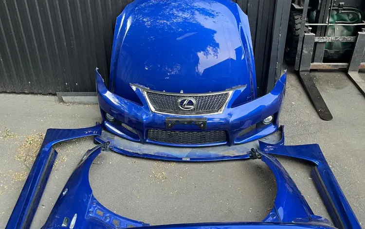 КАПОТ LEXUS IS-F за 10 000 тг. в Алматы