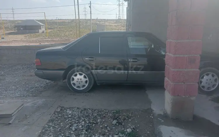 Mercedes-Benz E 230 1992 года за 680 000 тг. в Шымкент