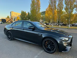 Mercedes-Benz E 63 AMG