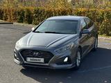 Hyundai Sonata 2017 года за 6 700 000 тг. в Астана – фото 2