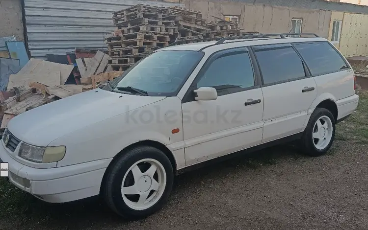 Volkswagen Passat 1995 года за 1 550 000 тг. в Астана