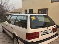 Volkswagen Passat 1994 годаfor2 300 000 тг. в Шымкент