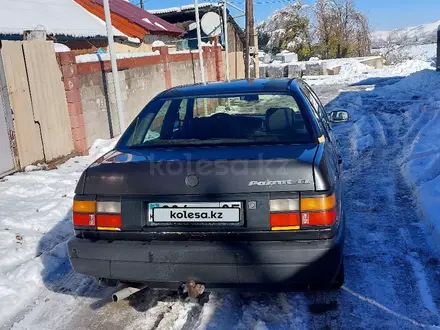 Volkswagen Passat 1989 года за 1 100 000 тг. в Есик – фото 4