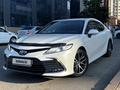 Toyota Camry 2021 года за 17 500 000 тг. в Алматы – фото 3