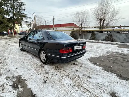 Mercedes-Benz E 280 2001 года за 5 000 000 тг. в Алматы – фото 11