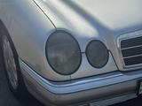 Mercedes-Benz E 320 1997 года за 3 800 000 тг. в Алматы – фото 3