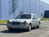 Mercedes-Benz E 320 1997 года за 3 800 000 тг. в Алматы