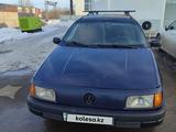 Volkswagen Passat 1993 годаfor1 350 000 тг. в Уральск