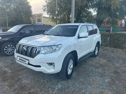 Toyota Land Cruiser Prado 2022 года за 23 500 000 тг. в Уральск