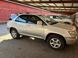 Lexus RX 300 2001 года за 6 500 000 тг. в Актобе – фото 2