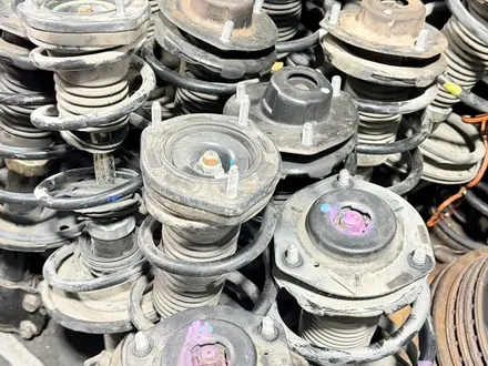 Амортизаторы за 25 000 тг. в Алматы