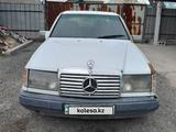 Mercedes-Benz E 200 1990 года за 1 200 000 тг. в Талдыкорган