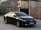 Toyota Camry 2018 годаүшін12 800 000 тг. в Актобе