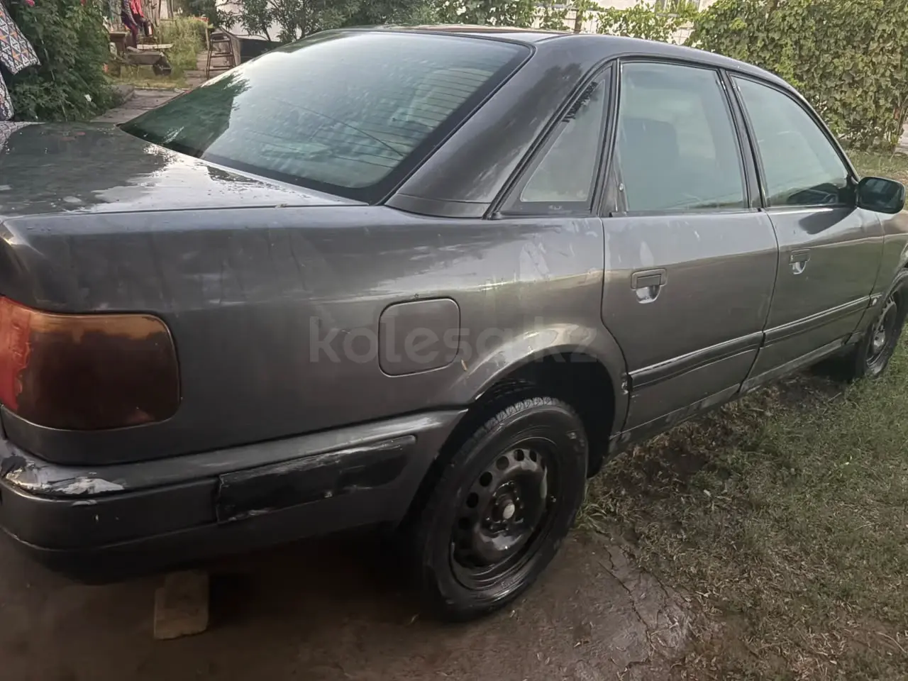 Audi 100, 1990