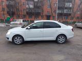 Skoda Rapid 2018 года за 4 500 000 тг. в Актобе – фото 2