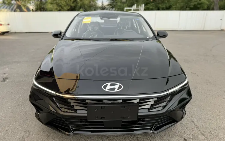 Hyundai Elantra 2024 годаfor9 350 000 тг. в Караганда