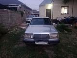 Mercedes-Benz E 230 1991 года за 1 100 000 тг. в Шымкент
