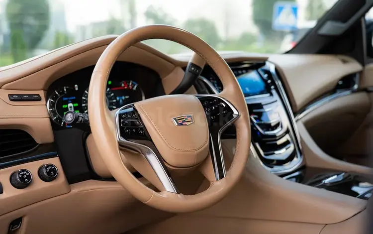 Cadillac Escalade 2018 годаүшін38 000 000 тг. в Алматы