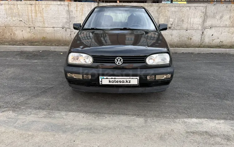 Volkswagen Golf 1995 года за 1 900 000 тг. в Караганда