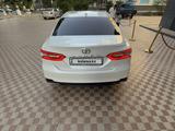 Toyota Camry 2019 года за 14 100 000 тг. в Шымкент – фото 5