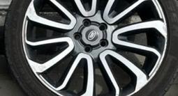 Диски в сборе с шинами на Рендж ровер за 500 000 тг. в Алматы