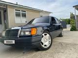 Mercedes-Benz E 280 1993 года за 3 500 000 тг. в Алматы