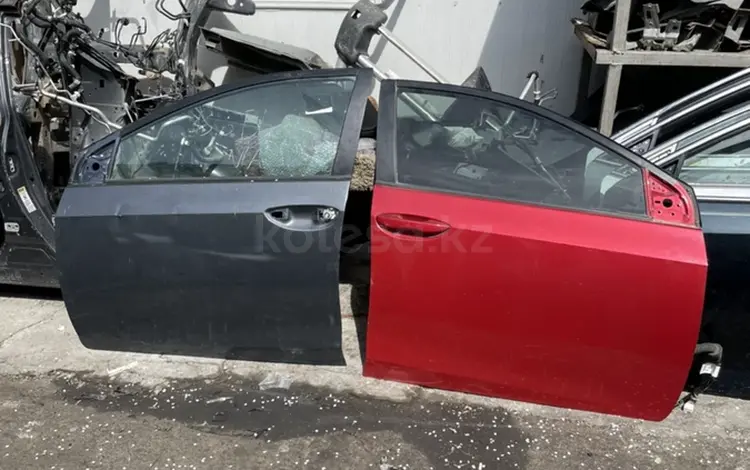 Двери Королла 180 за 180 180 тг. в Алматы