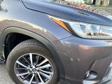 Toyota Highlander 2018 года за 16 650 000 тг. в Атырау – фото 5