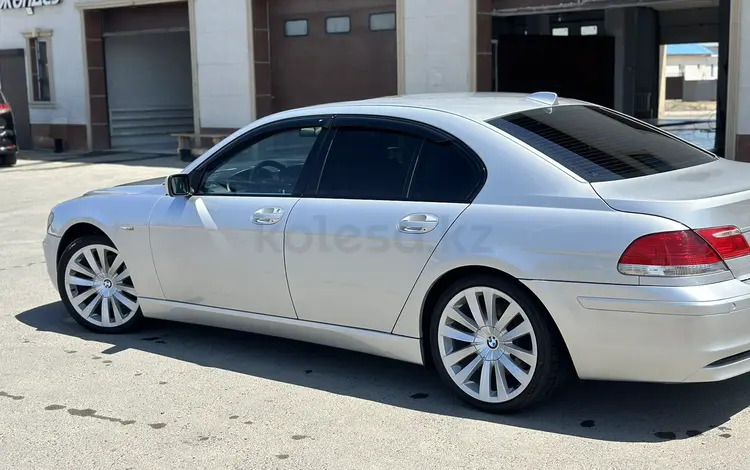 BMW 750 2005 года за 6 200 000 тг. в Атырау