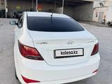 Hyundai Solaris 2015 годаүшін5 600 000 тг. в Актау – фото 2