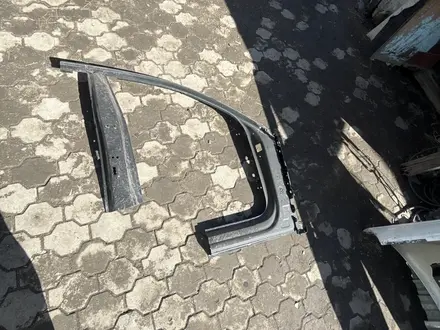 Стойка кузова Audi Q8, Q7 за 200 000 тг. в Караганда