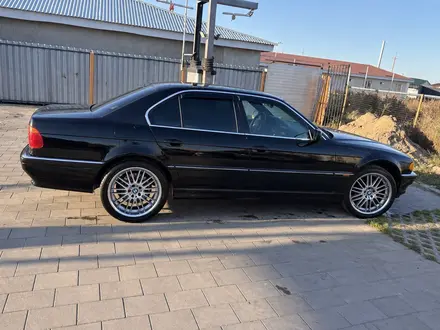 BMW 728 1998 года за 2 599 999 тг. в Алматы – фото 2