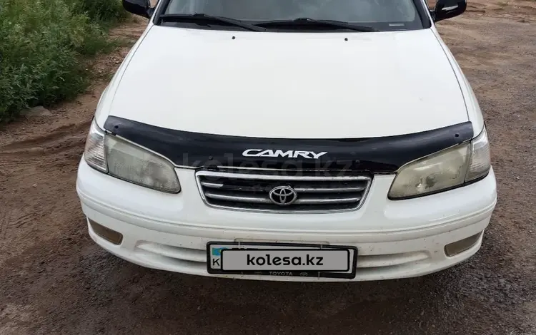 Toyota Camry 2000 годаүшін4 000 000 тг. в Степногорск