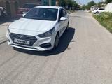 Hyundai Accent 2019 года за 7 100 000 тг. в Шымкент – фото 2