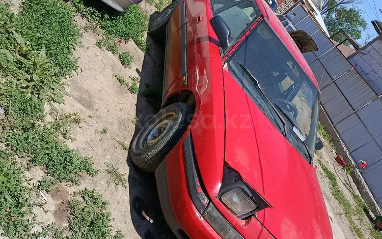 Mazda 323 1990 года за 380 000 тг. в Алматы
