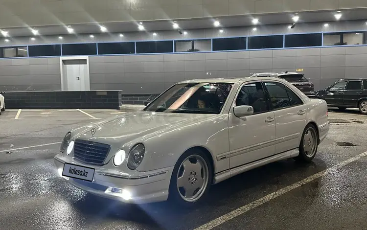 Mercedes-Benz E 320 2001 годаfor6 500 000 тг. в Караганда