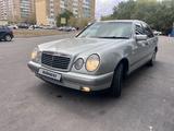 Mercedes-Benz E 200 1999 года за 3 500 000 тг. в Астана – фото 2