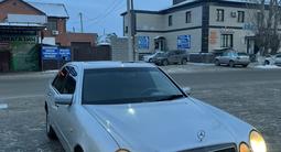 Mercedes-Benz E 200 1997 годаfor2 300 000 тг. в Павлодар – фото 2