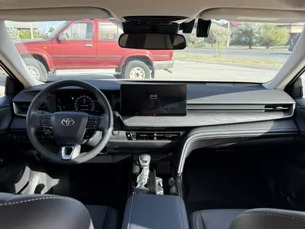 Toyota Camry 2024 года за 14 700 000 тг. в Кызылорда – фото 12