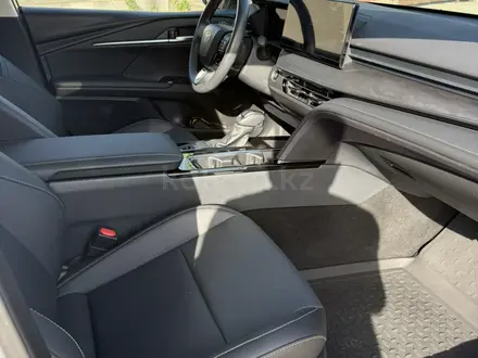 Toyota Camry 2024 года за 14 700 000 тг. в Кызылорда – фото 15